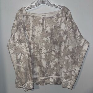 HOLLISTER Easy Off The Shoulder Gray Camo Leaf Tree Print Sweatshirt Medium